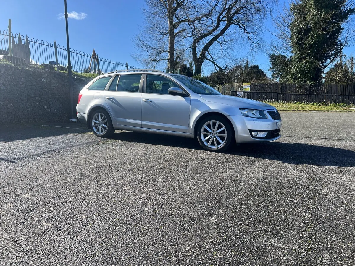 Skoda Octavia 2013 DGS auto - Image 2