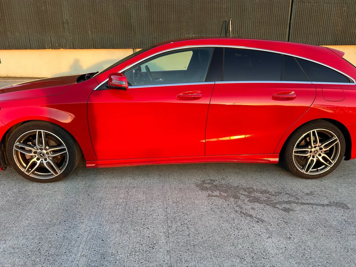 Mercedes Benz CLA 180 Shooting Brake - Image 3