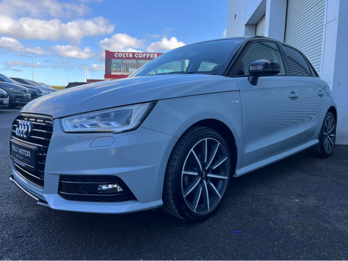 Audi A1 1.0 PETROL S-LINE AUTO **TWO TONE** - Image 3