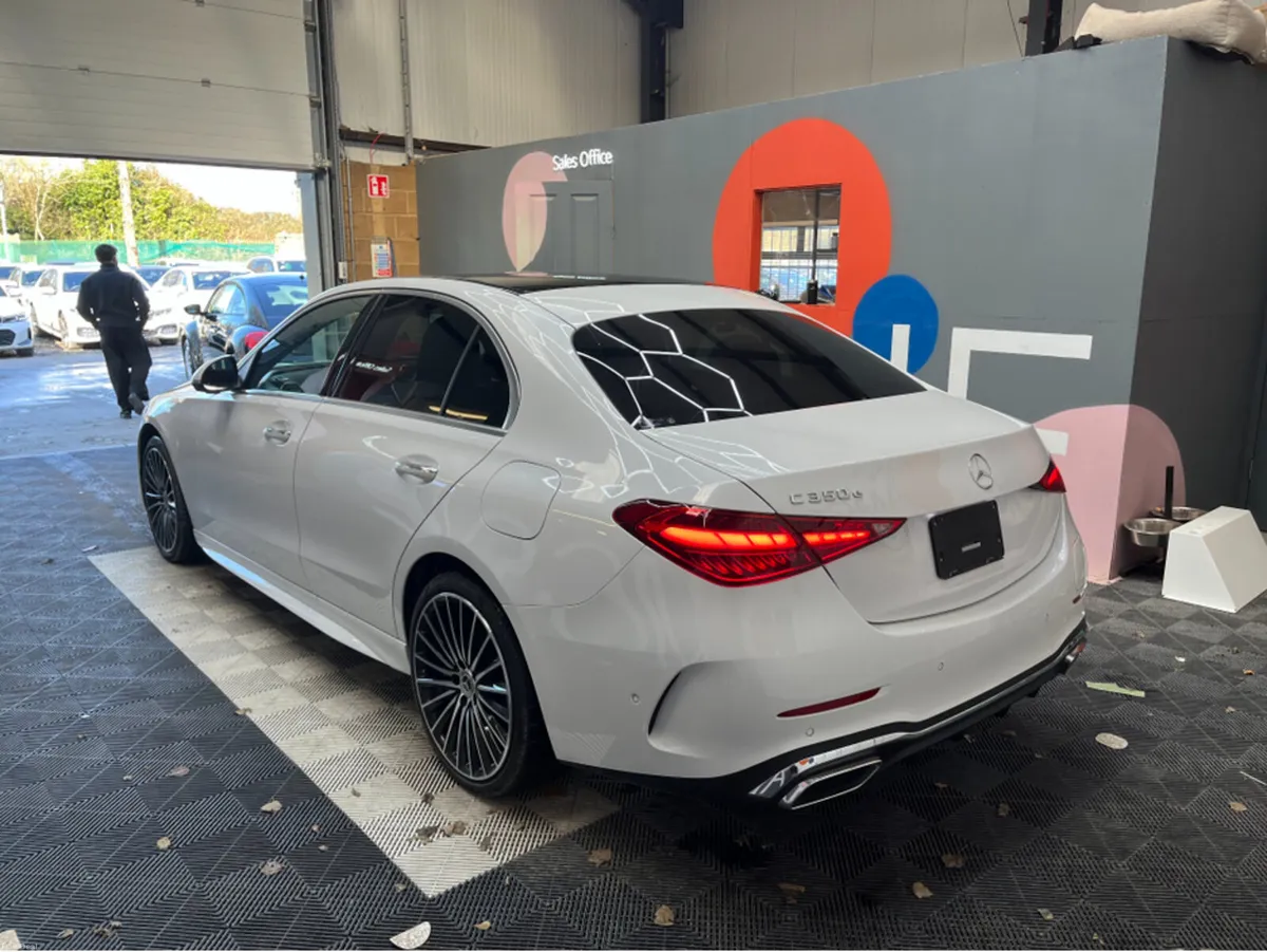 Mercedes-Benz C-Class 2024 MERCEDES-BENZ C350E 2.0 - Image 4