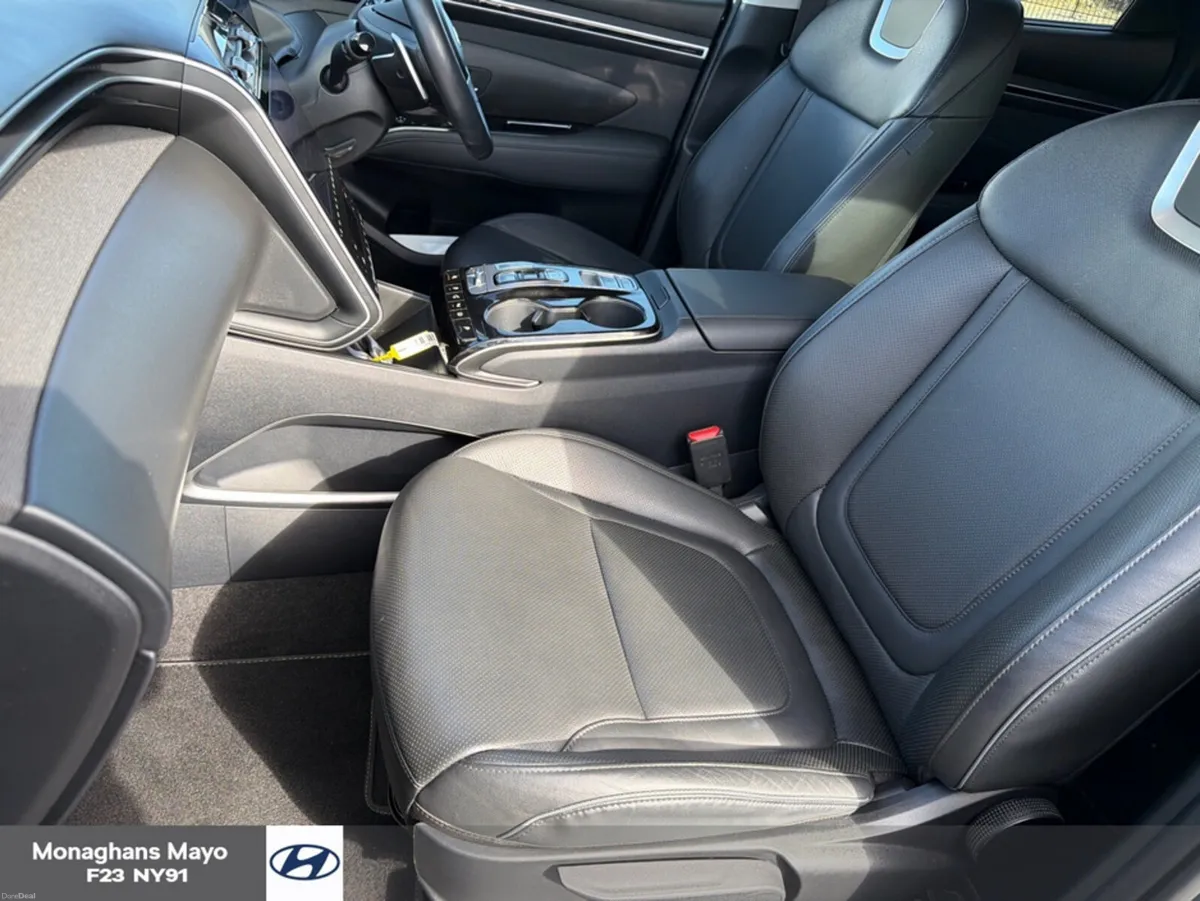 Hyundai Tucson EXECUTIVE PLUS 1.6 PETROL PLUG IN H - Image 4