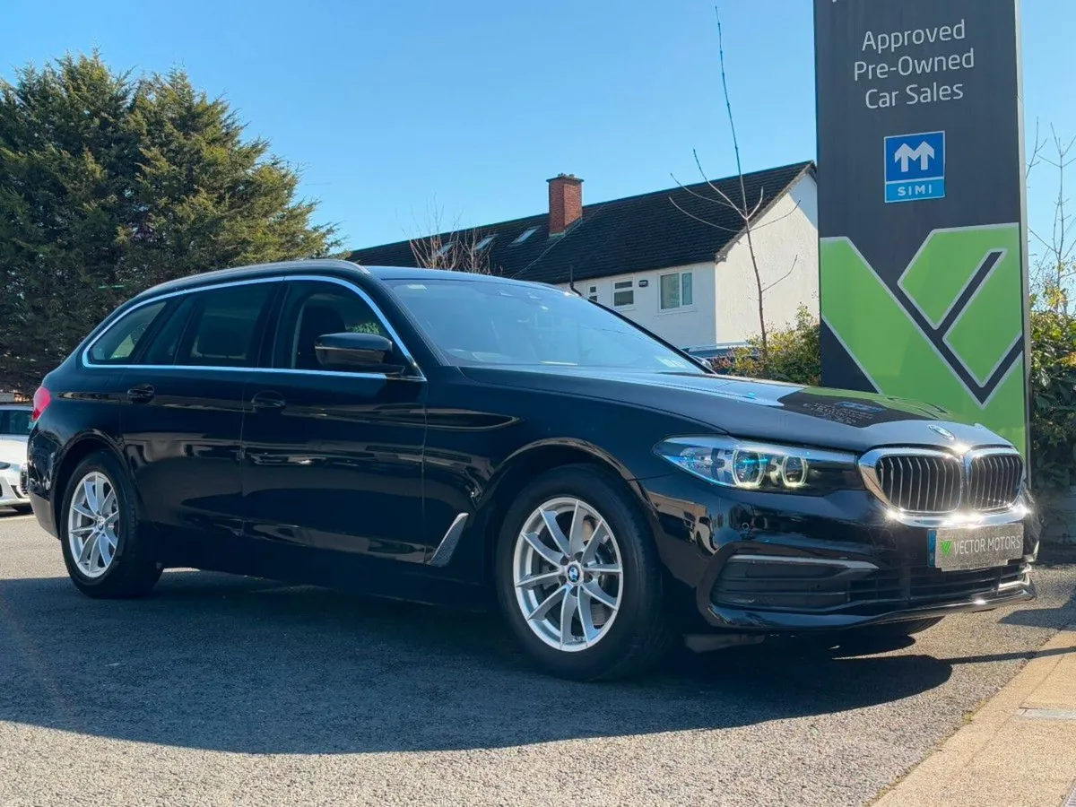 BMW 5-Series 520D TOURING SE AUTO - Image 1