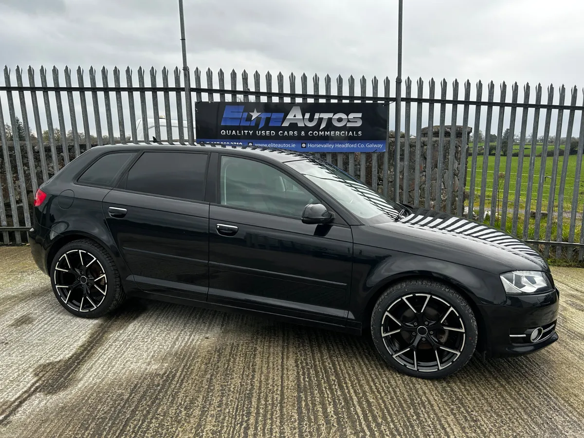 Audi A3 TFSI S tronic 2013 - Image 2