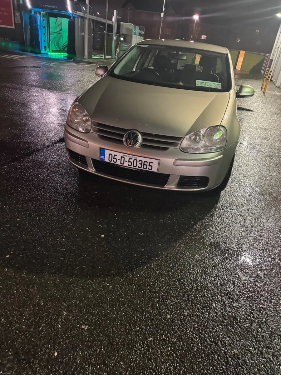 Volkswagen Golf 2005 - Image 2
