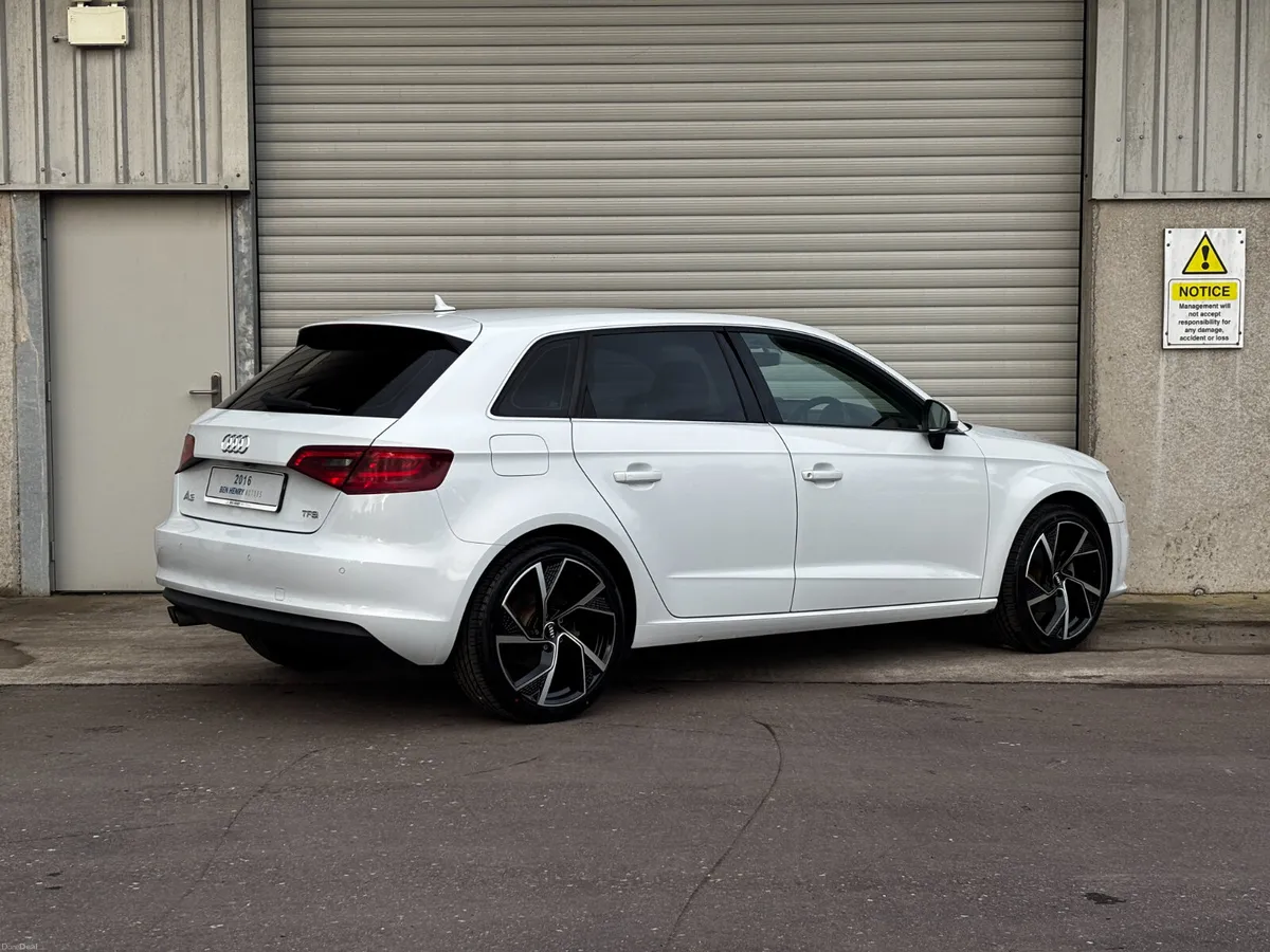 2016 Audi A3 1.4 TFSI Sport auto/leather - Image 4