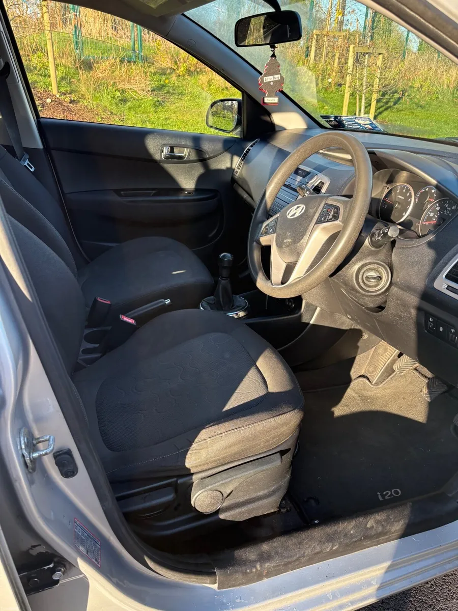 Hyundai i20 2011 - Image 3