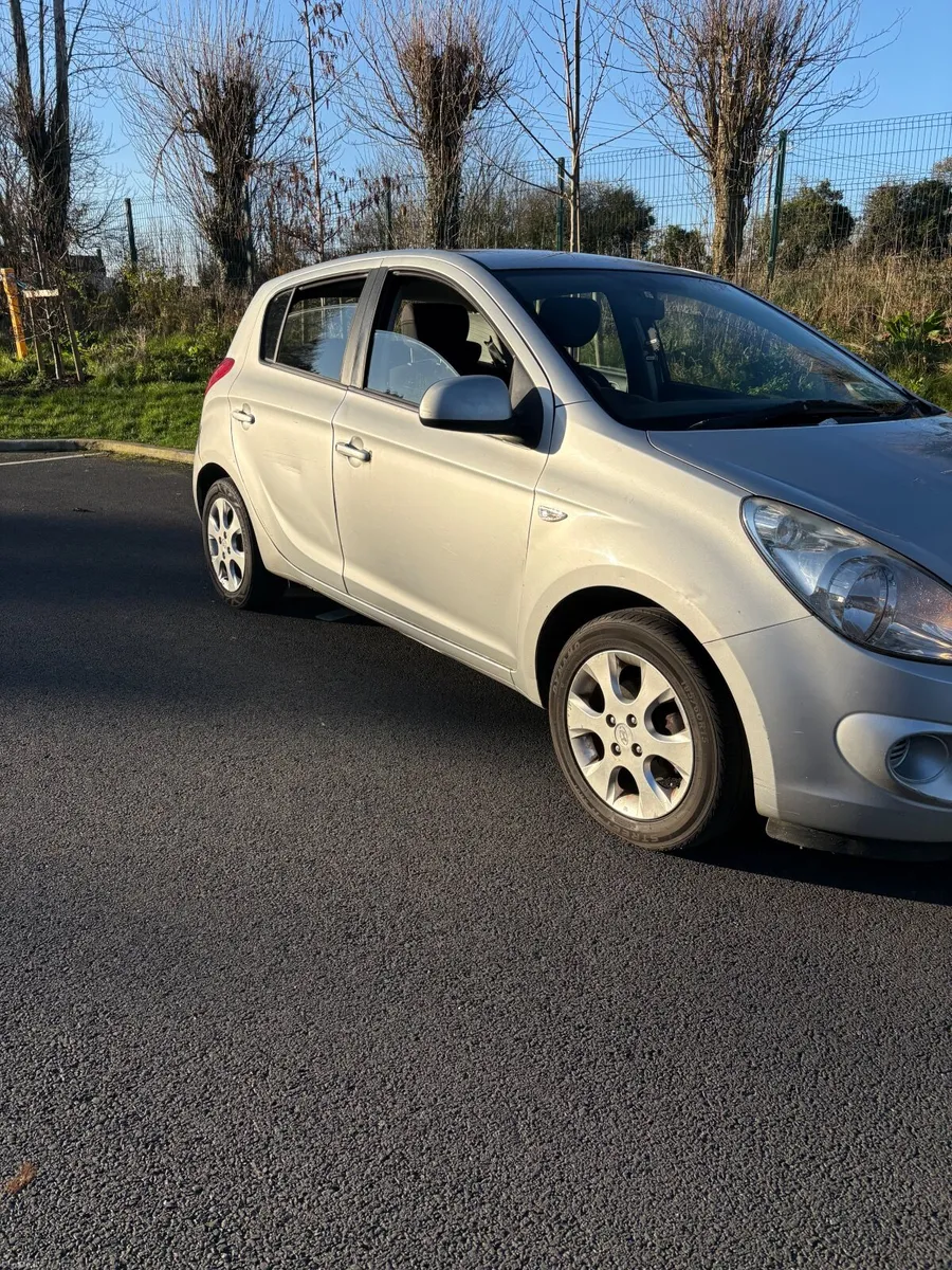Hyundai i20 2011 - Image 1