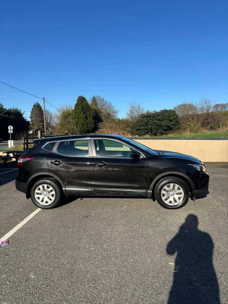 151 Nissan Qashqai  1.5 DIESEL - Image 3