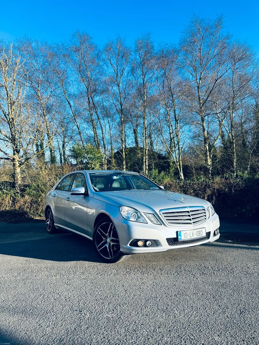 Mercedes e200 - Image 2