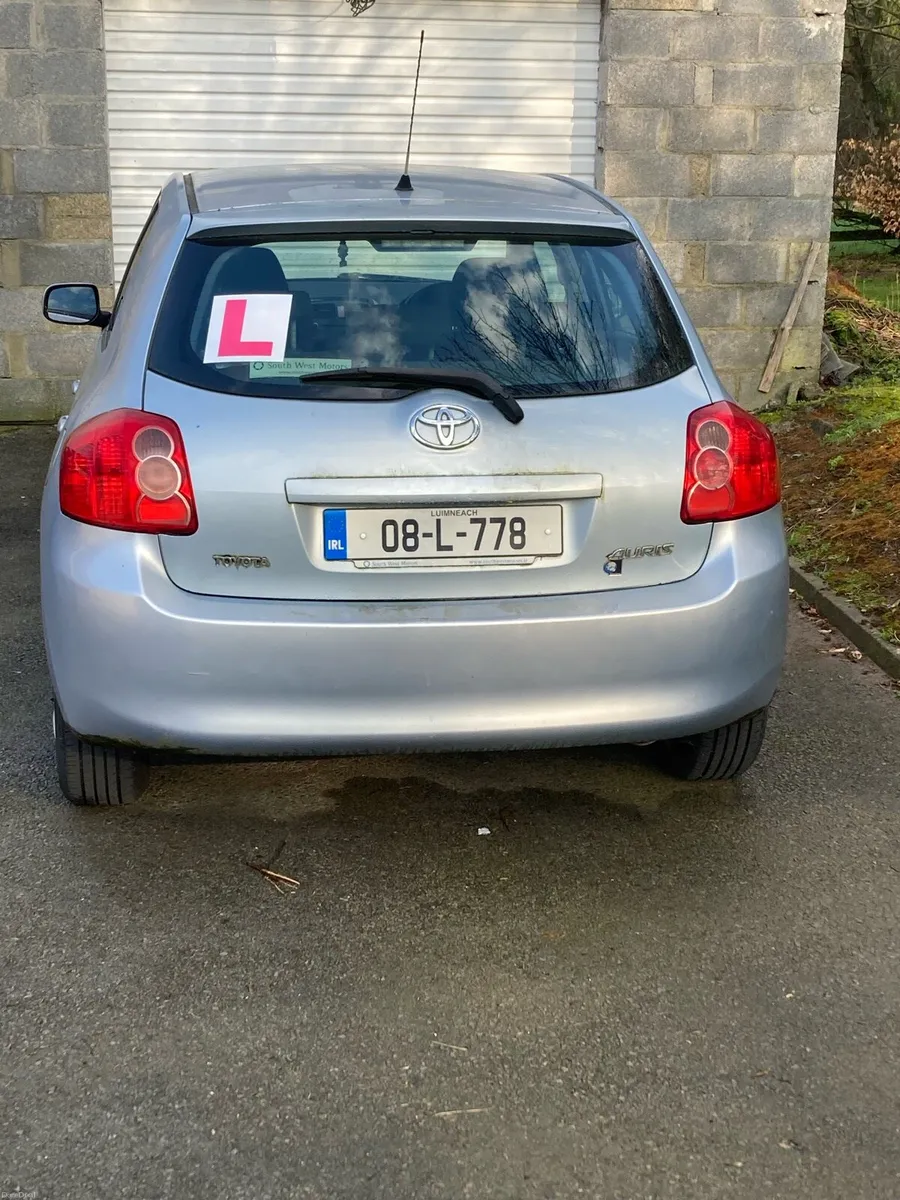 Toyota auris - Image 2