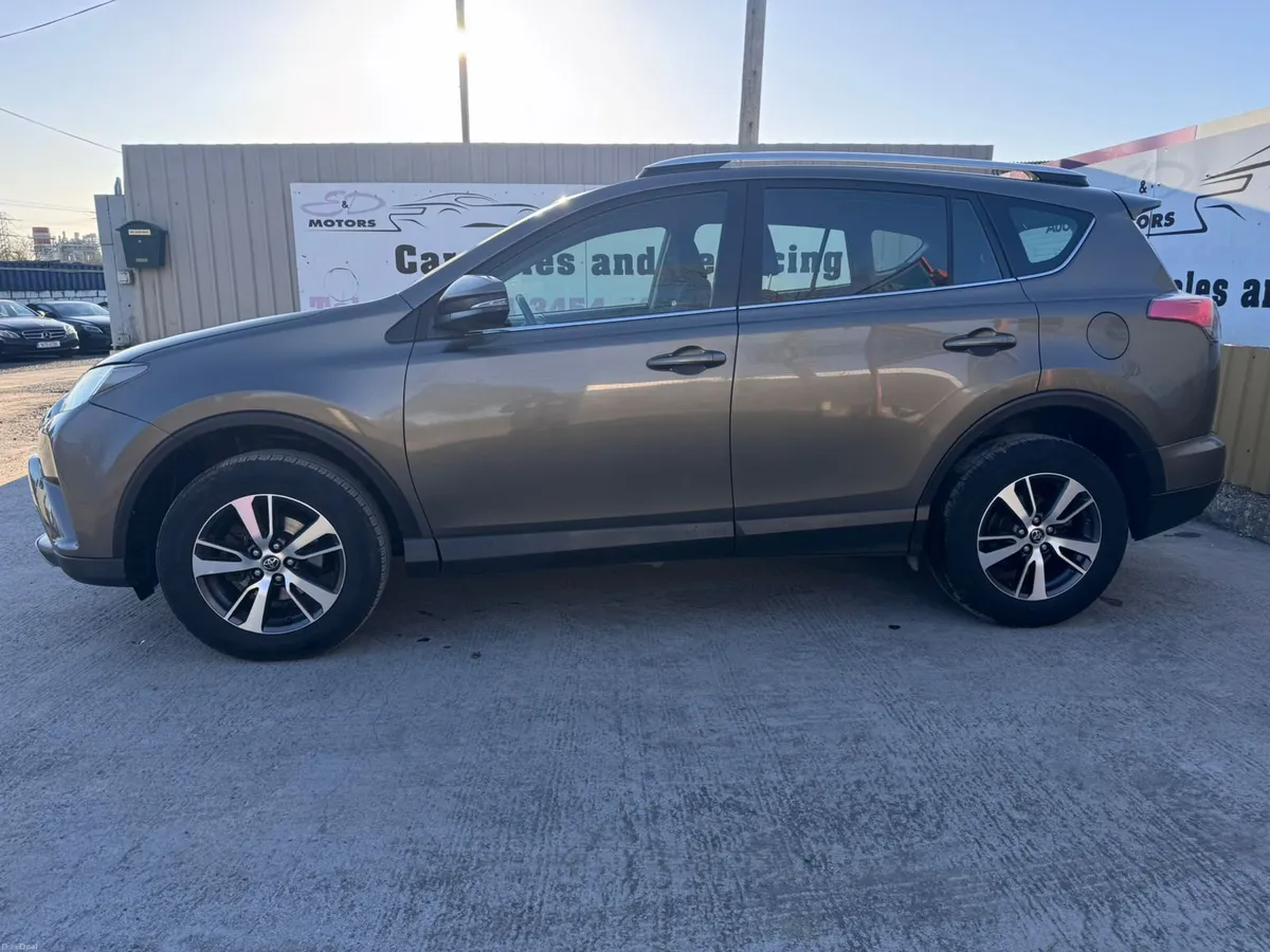 161 Toyota RAV4 2.0 D-4D (143) 2WD LUNA - Image 6