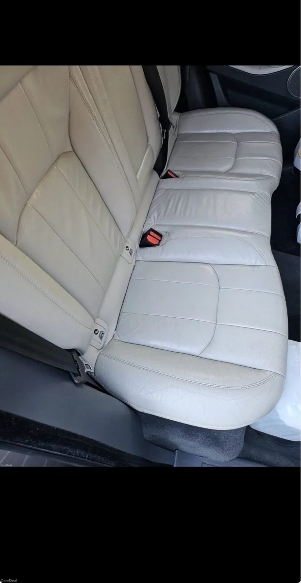 Range Rover evoke - Image 4