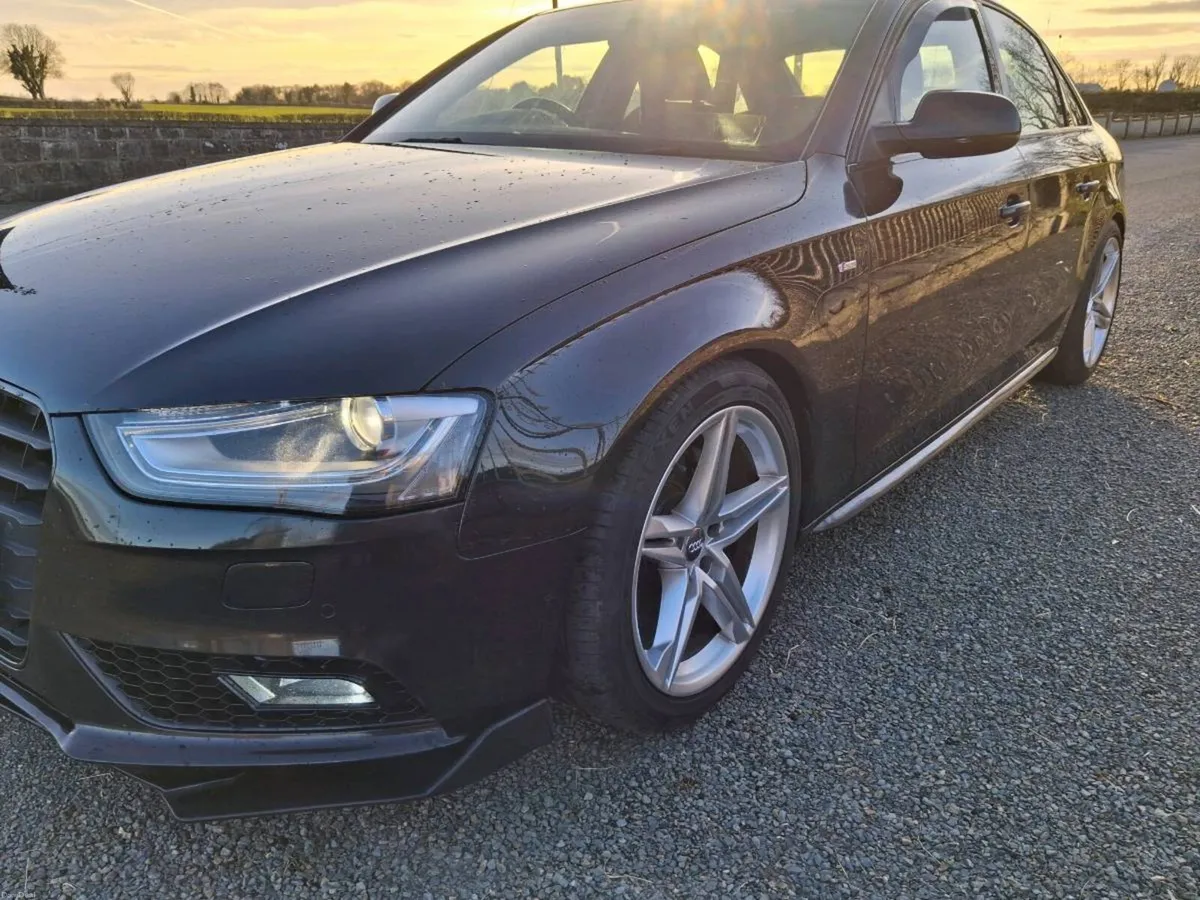 142 Audi A4 2.0 Tdi 177hp Quattro auto low kms - Image 2