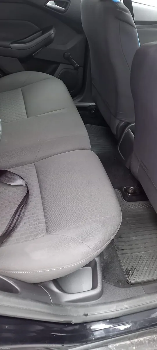 Ford Focus 2014 - Image 2