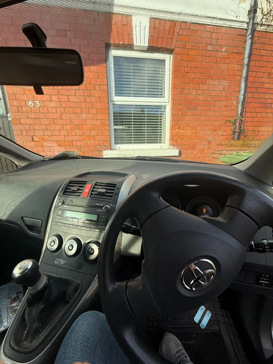 Toyota Auris 2007 - Image 3