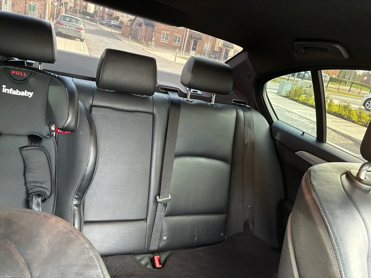 BMW 5 series 525 f10 automatic - Image 4