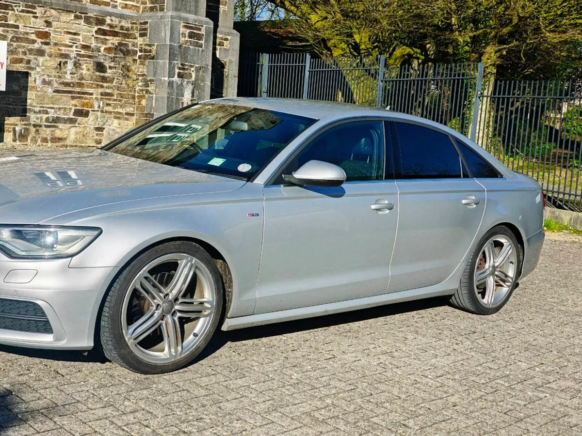 2012 Audi A6 3.0l v6 S line Black edition - Image 2