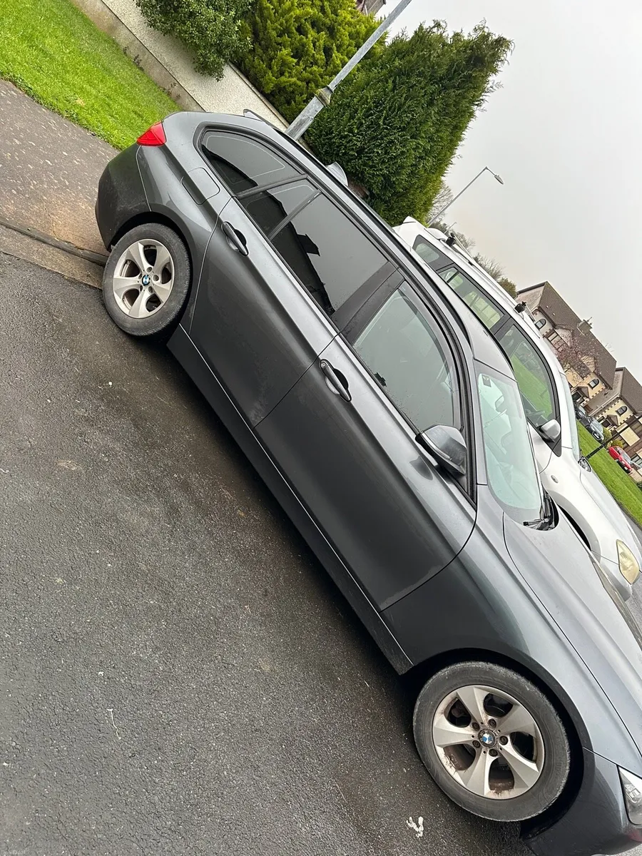 Bmw 320D F31 manual - Image 2