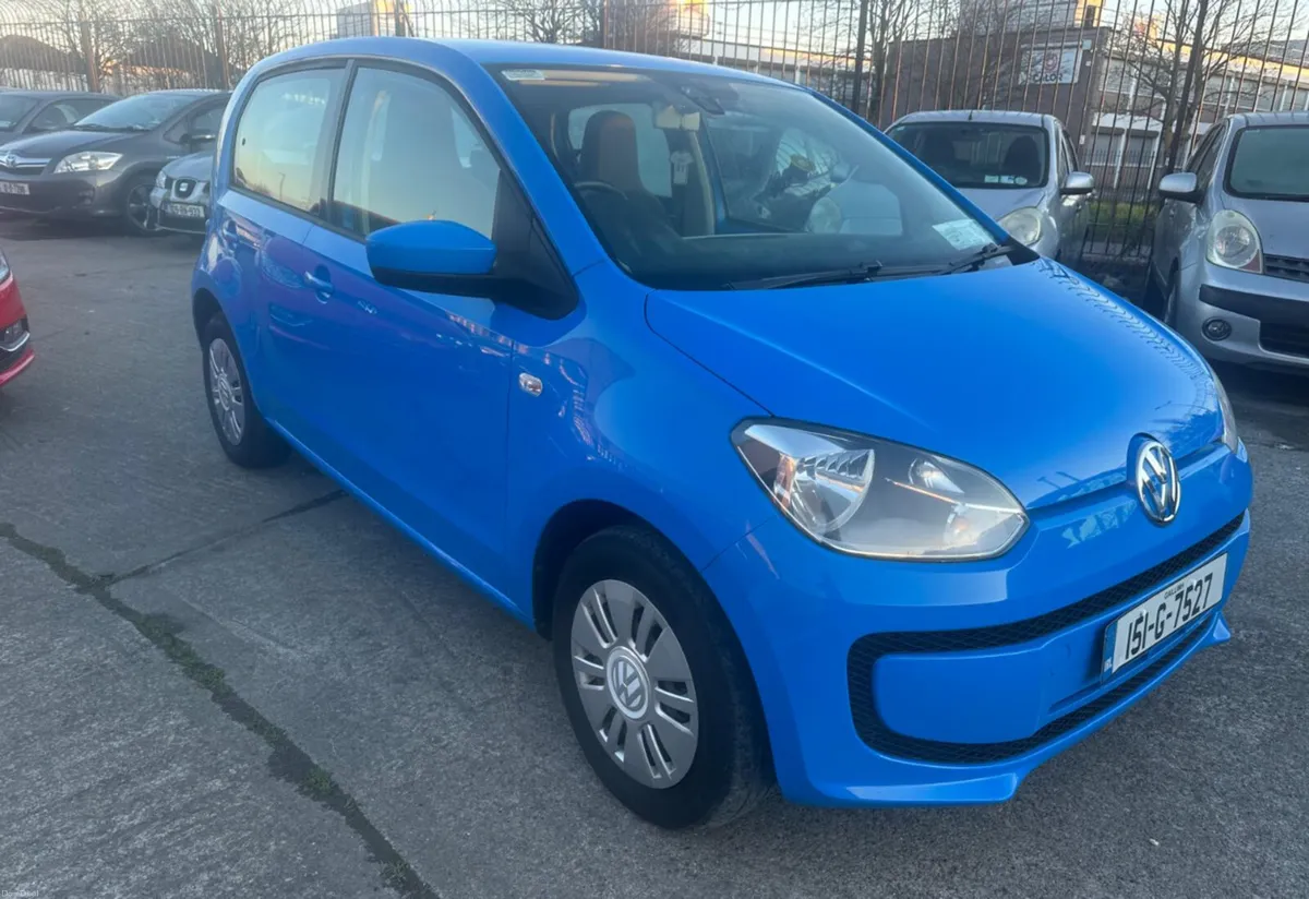 Volkswagen up! 2015 Automatic/ warranty. - Image 1