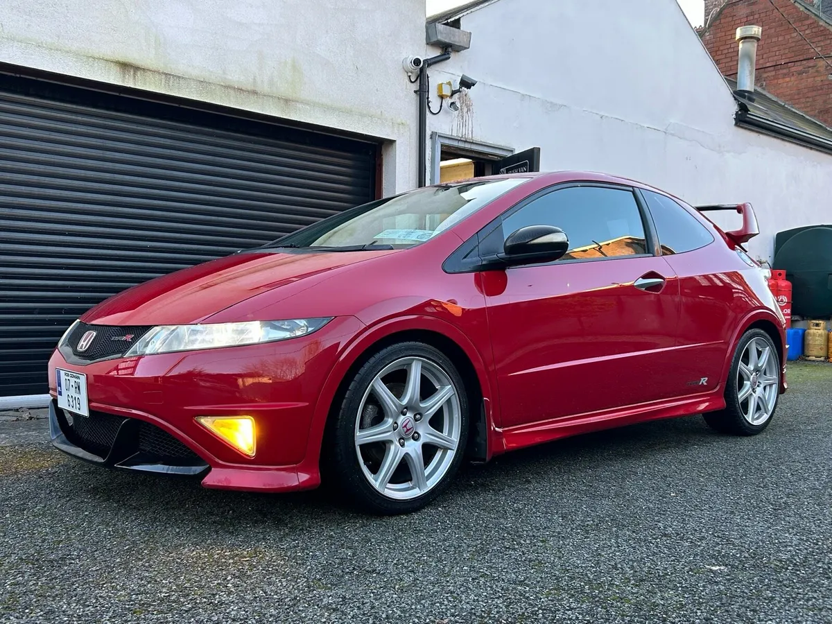 Honda Civic Type R FN2 GT Pack - Image 2