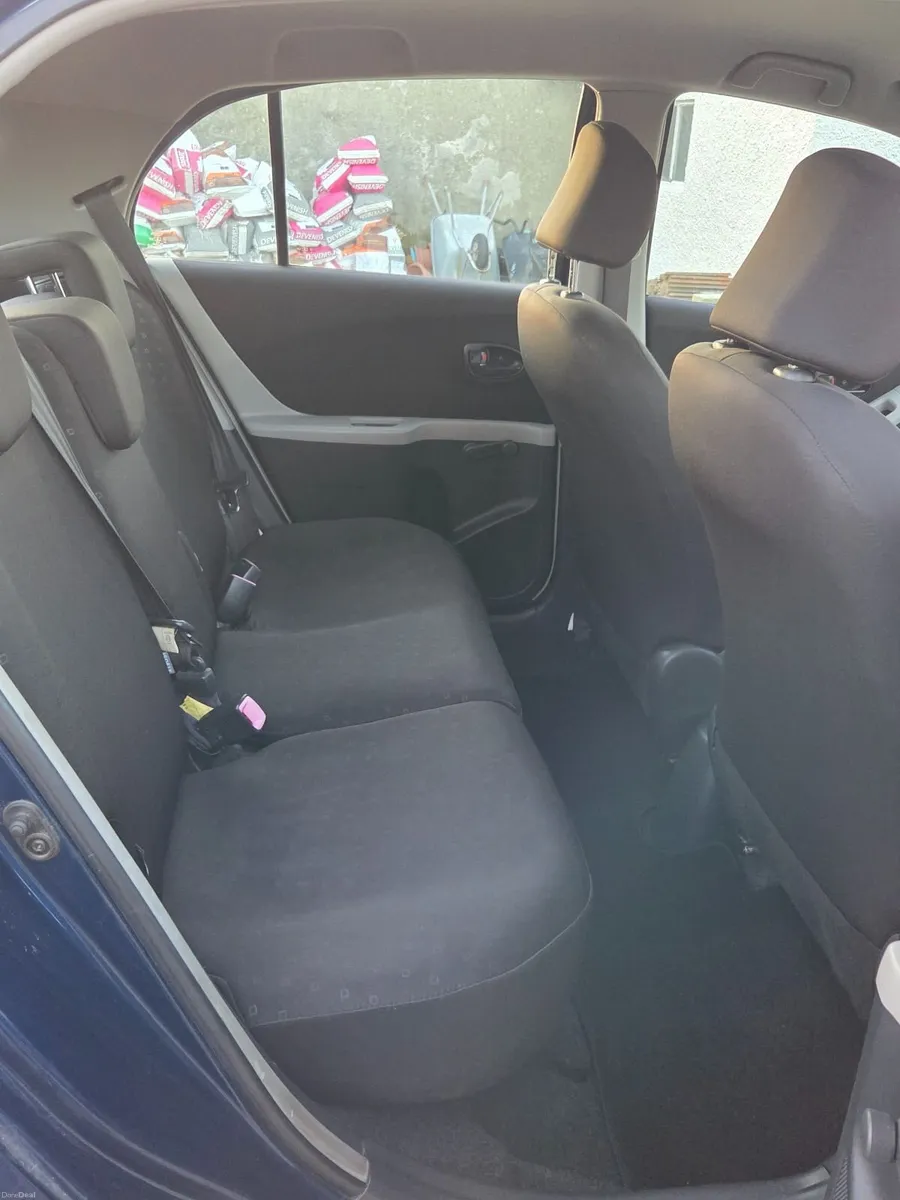 Toyota Yaris 2006 - Image 3