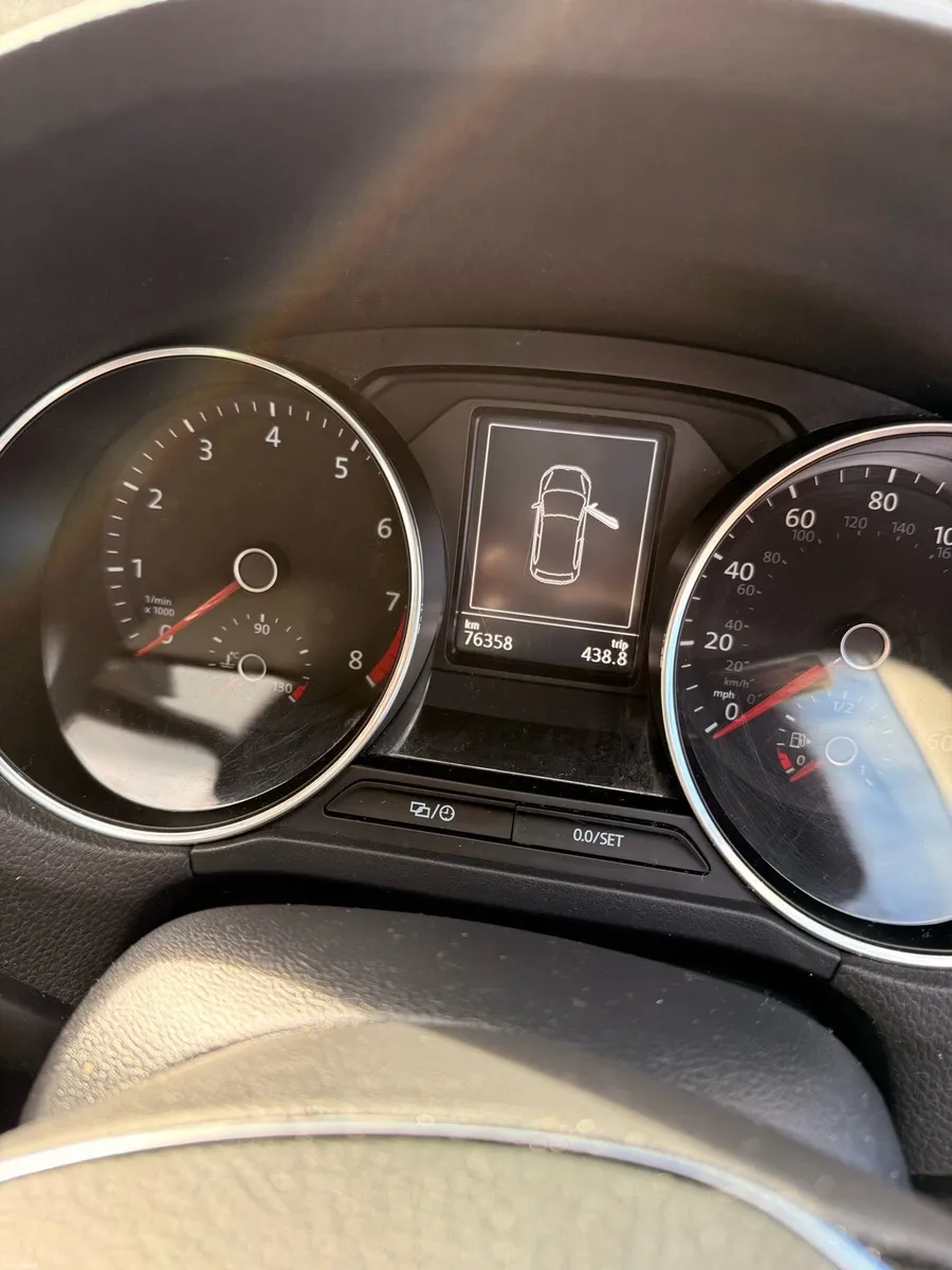 Volkswagen Polo 2015 - Image 3