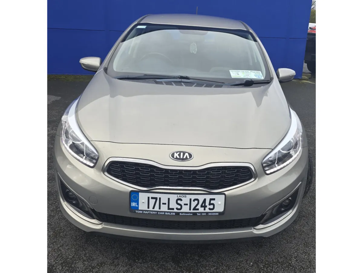 Kia Ceed CEE'D 1.6 EX DIESEL 5DR - Image 1