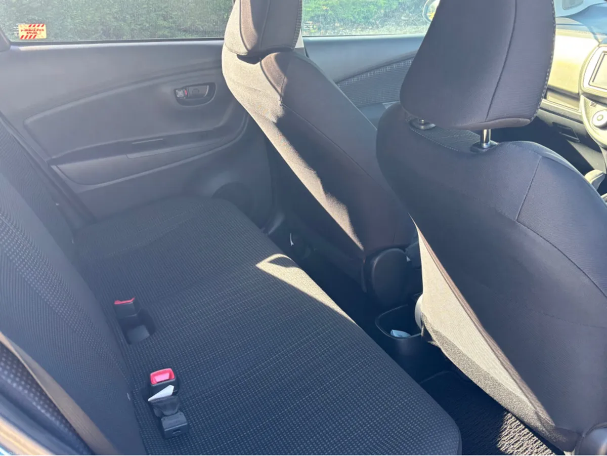 Toyota Vitz NSP130 141D52708 - Image 4