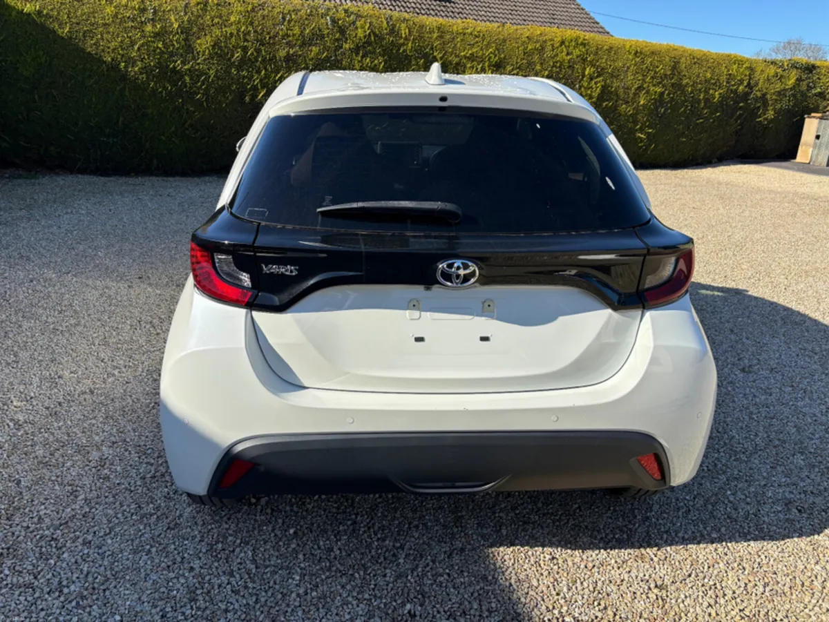 Toyota Yaris KSP210 NEW MODEL - Image 4