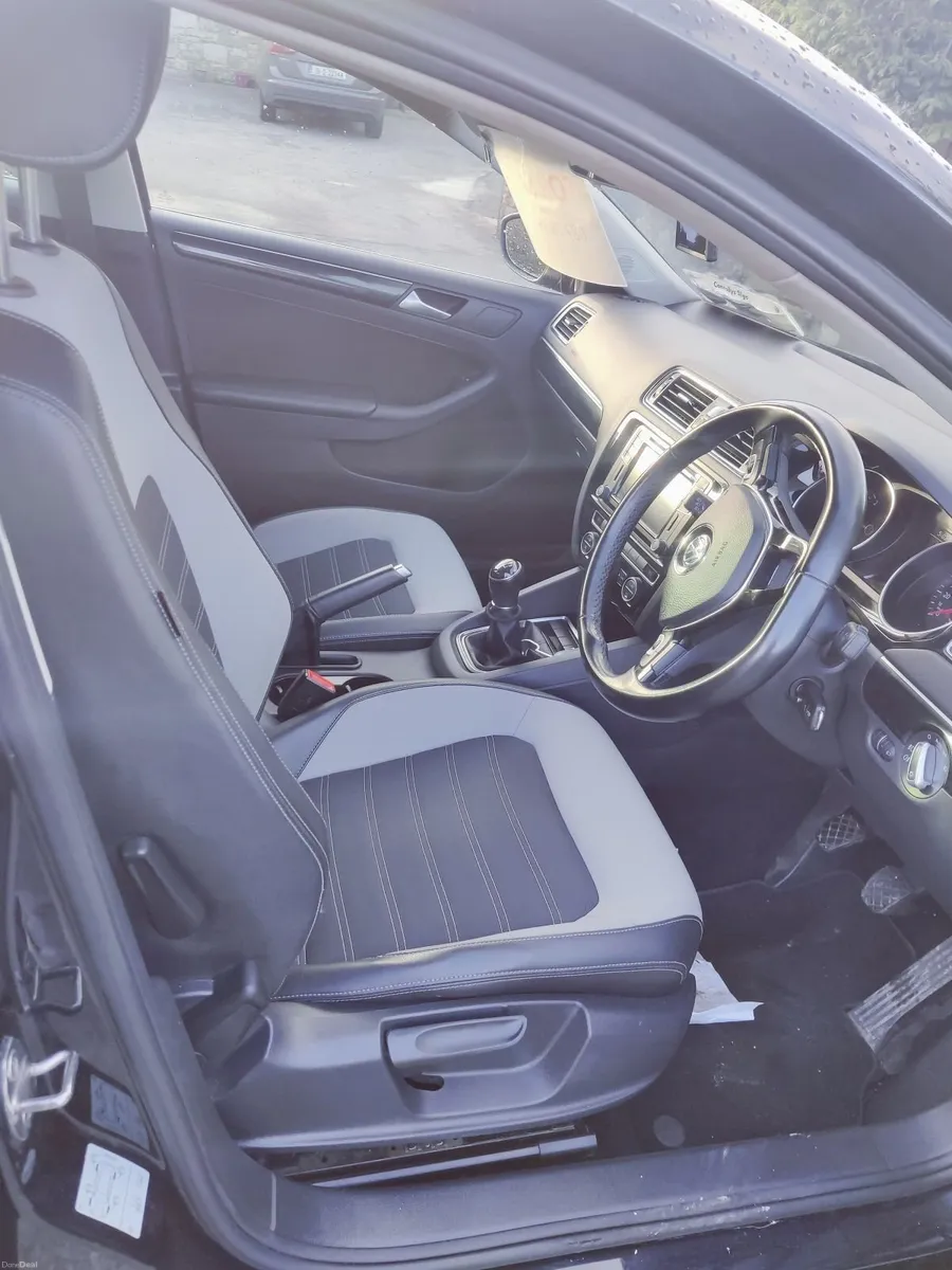 Volkswagen Jetta 2018 - Image 4