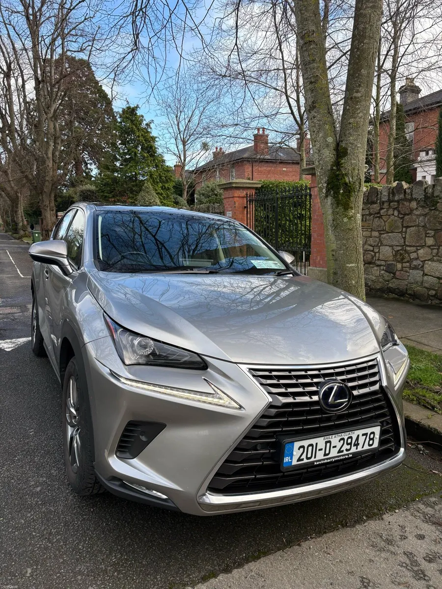 Lexus NX 300h - Image 1