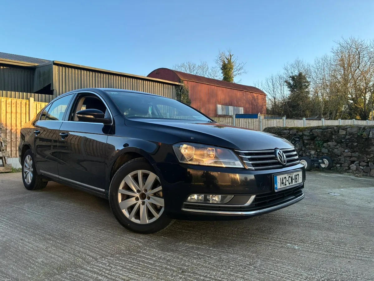 2014 VW Passat Comfortline - Image 1