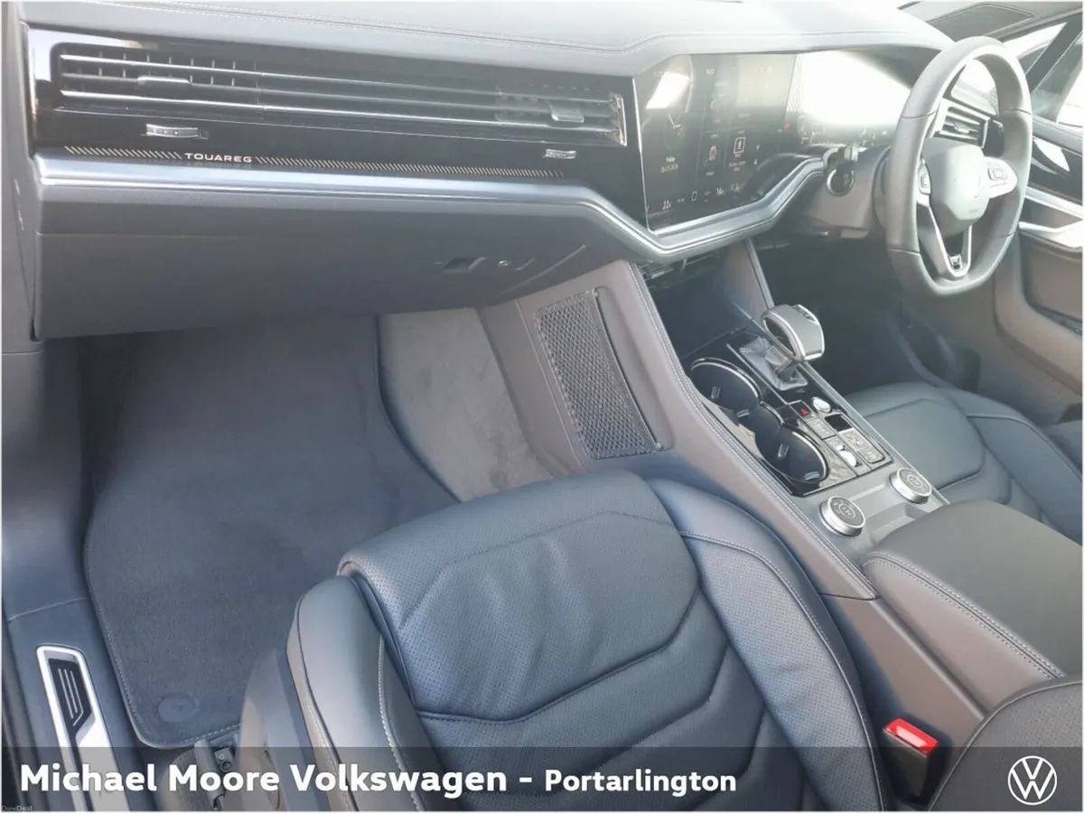 Volkswagen Touareg R-LINE COMM 3.0TDI 4M 231HP - Image 4