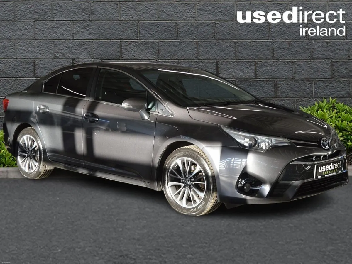 Toyota Avensis 1.6 D-4D Sol Navi Saloon - Image 1