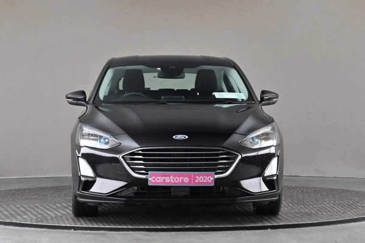 Ford Focus 1.5TD TITANIUM EDITION 6SPD - Image 2