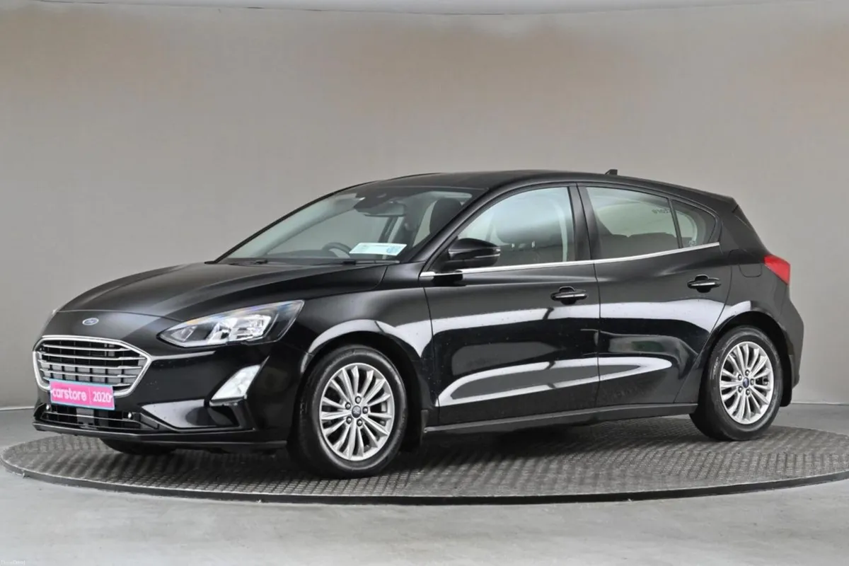 Ford Focus 1.5TD TITANIUM EDITION 6SPD - Image 4