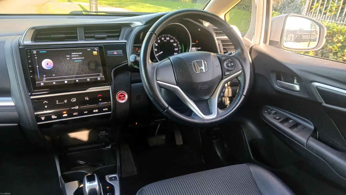 Honda Fit 2018 *NEW NCT 02-28* 1.5 HYBRID AUTO 5dr - Image 4