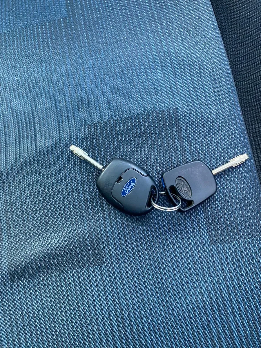 Ford Fiesta 2006 - Image 2