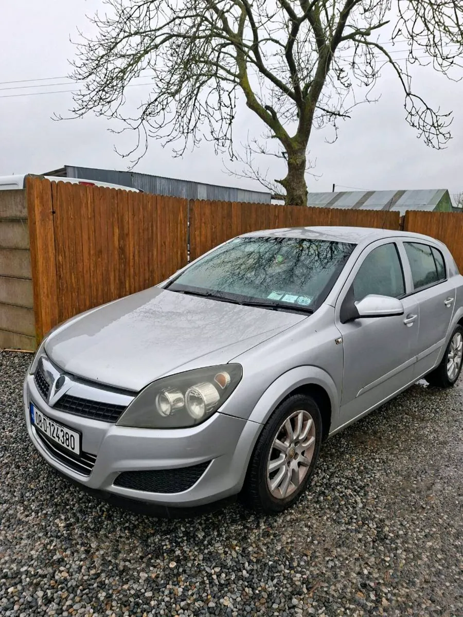OPEL ASTRA 2008 - Image 1