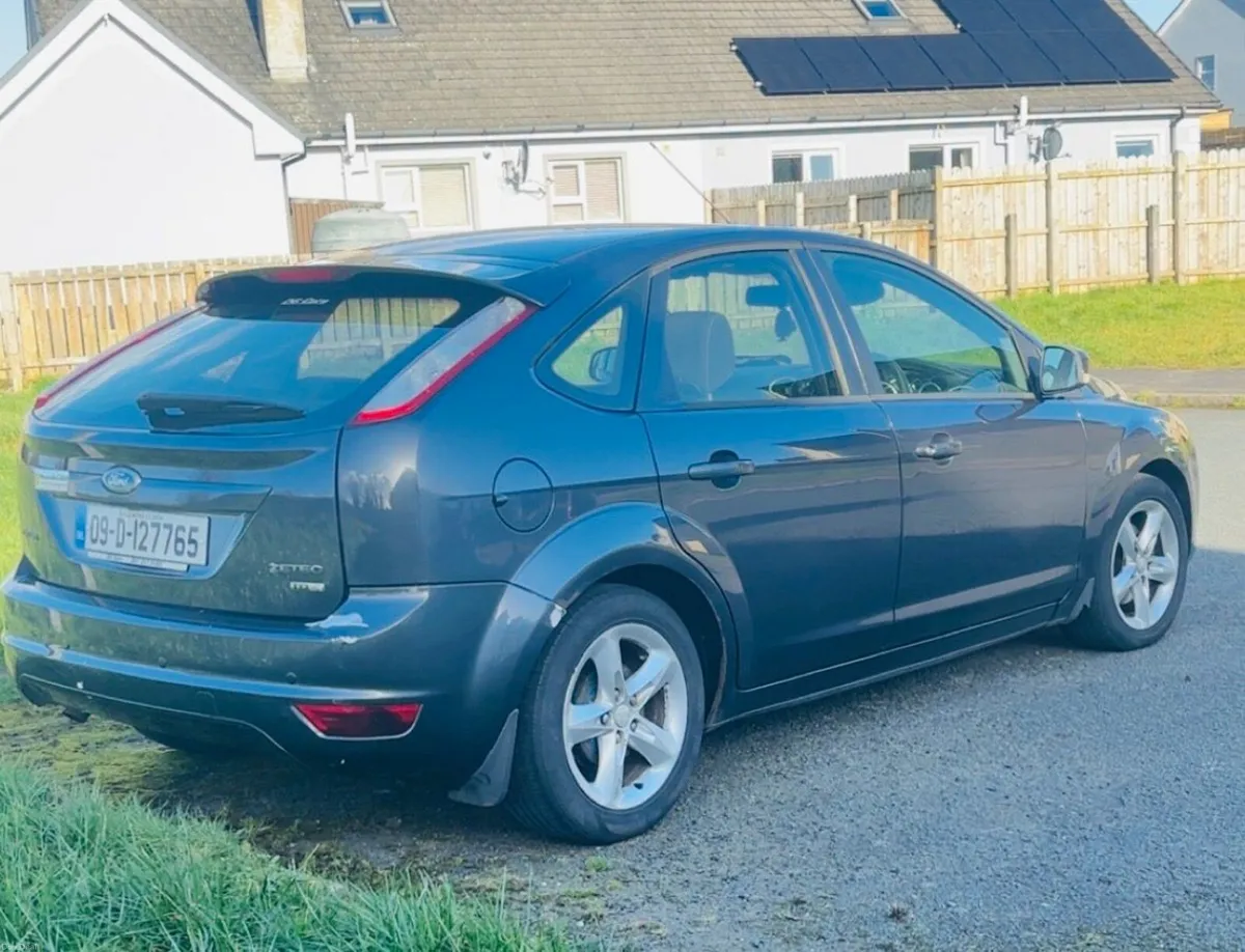 2009 Ford Focus 1.6TDCI Zetec 109BHP 5DR - Image 2