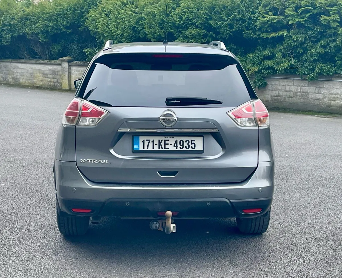 2017 Nissan X-Trail SVE 7 Seater - Image 6