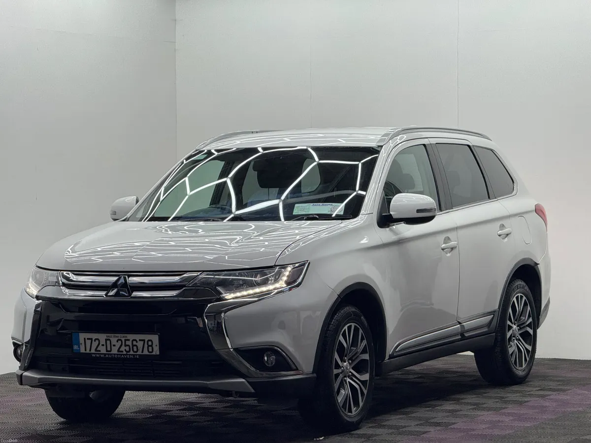 2017 Mitsubishi Outlander 2.2D, 7 Seater - Image 3