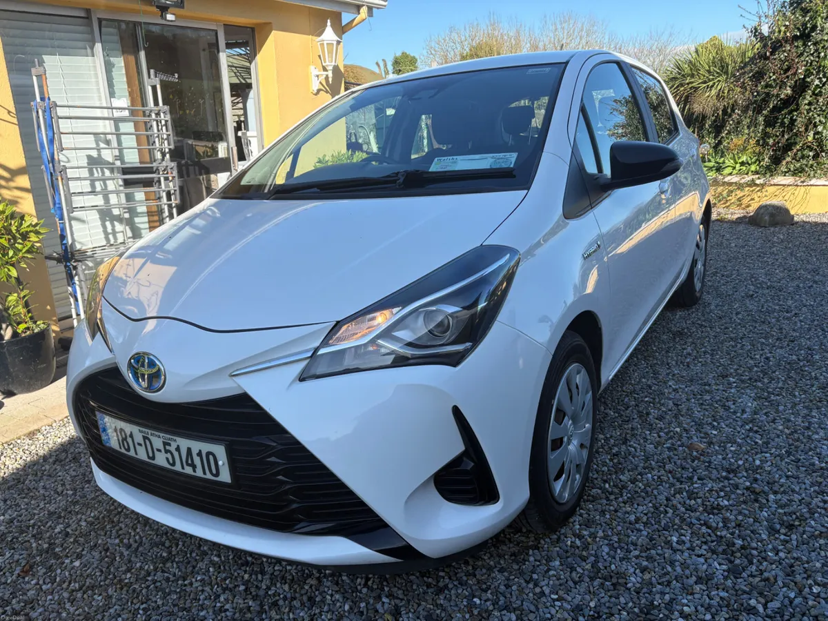 Toyota Yaris 2018 Hybrid - Image 1
