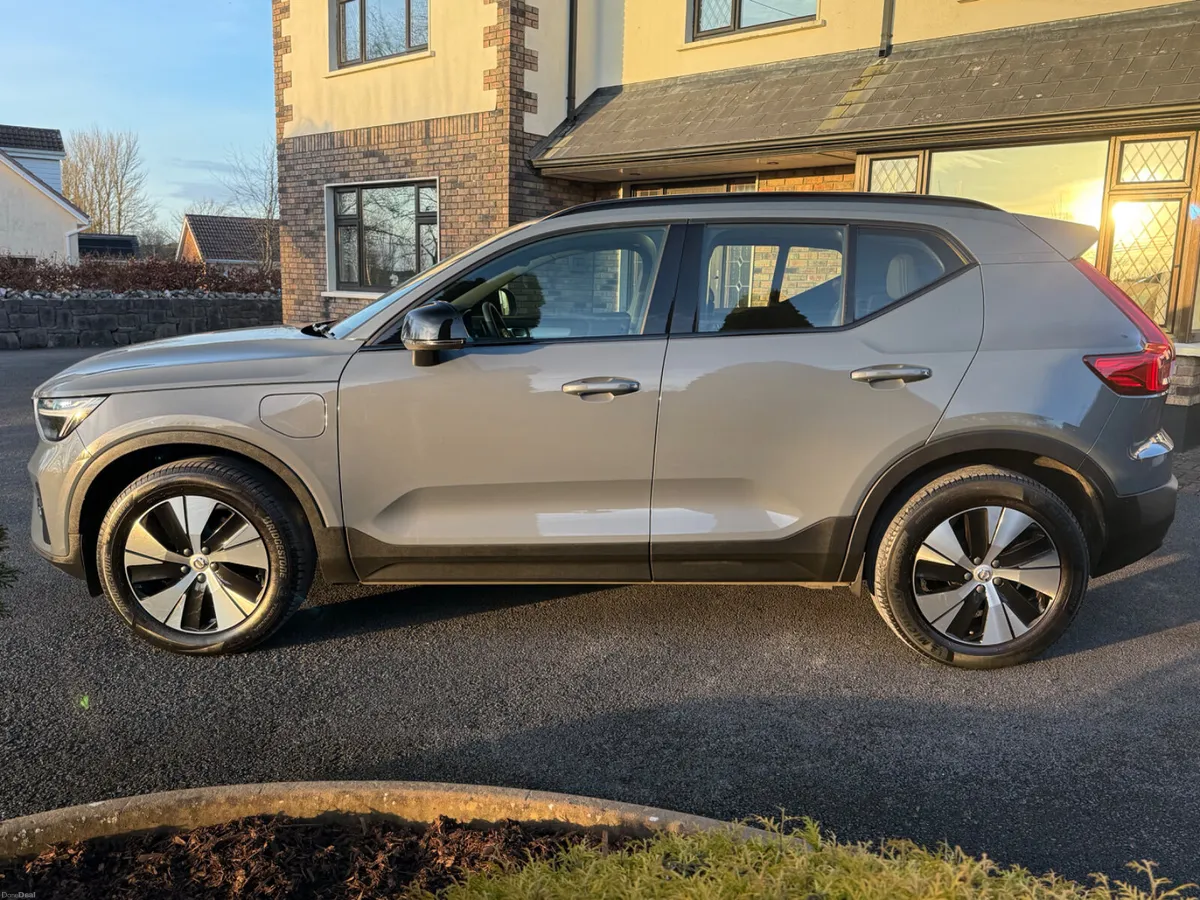 Stunning 231 Volvo XC40! - Image 4