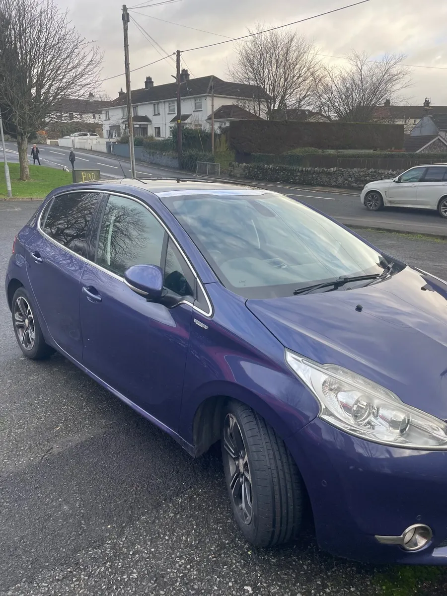 Peugeot 208 2013 - Image 1