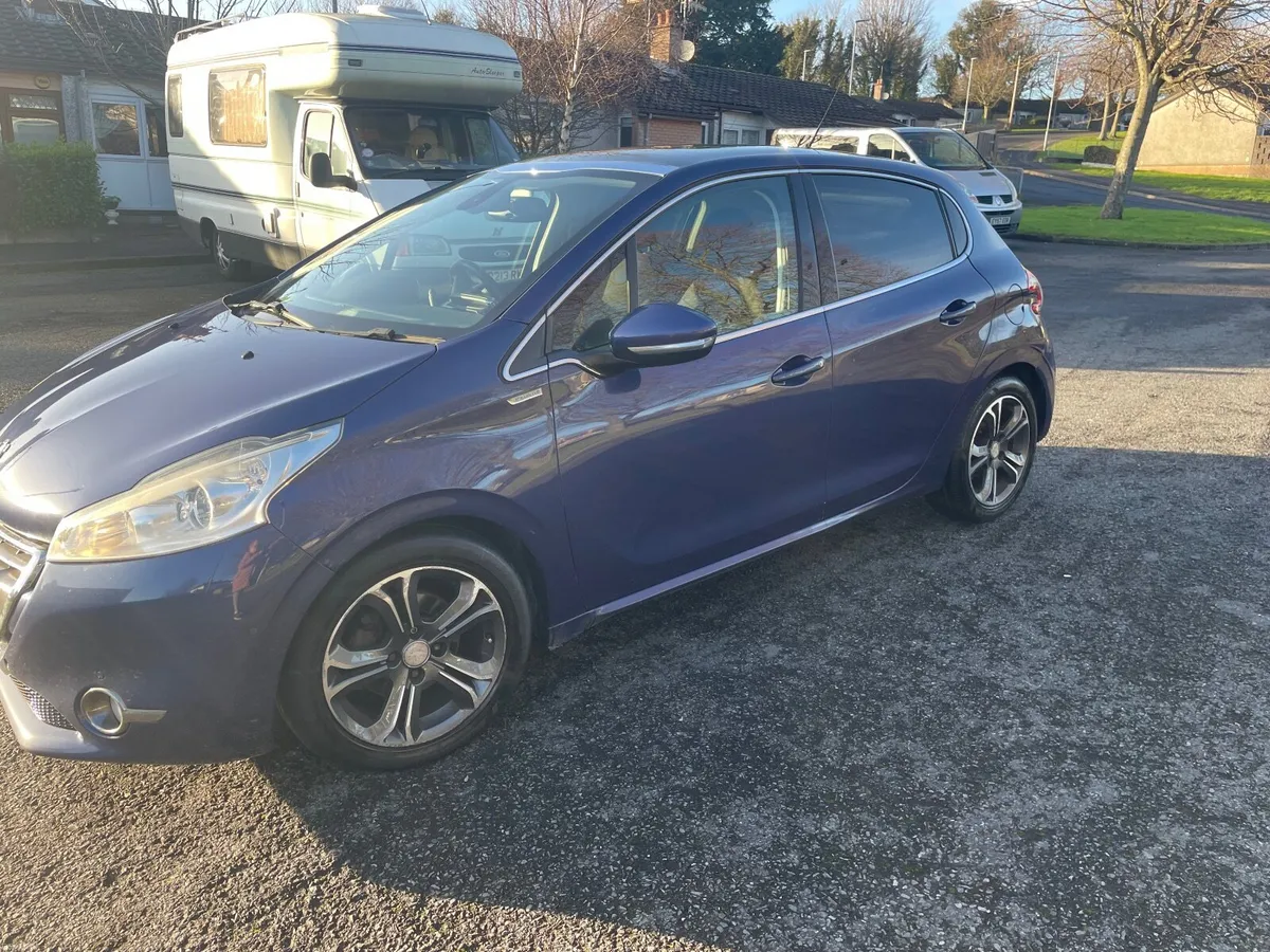 Peugeot 208 2013 - Image 4