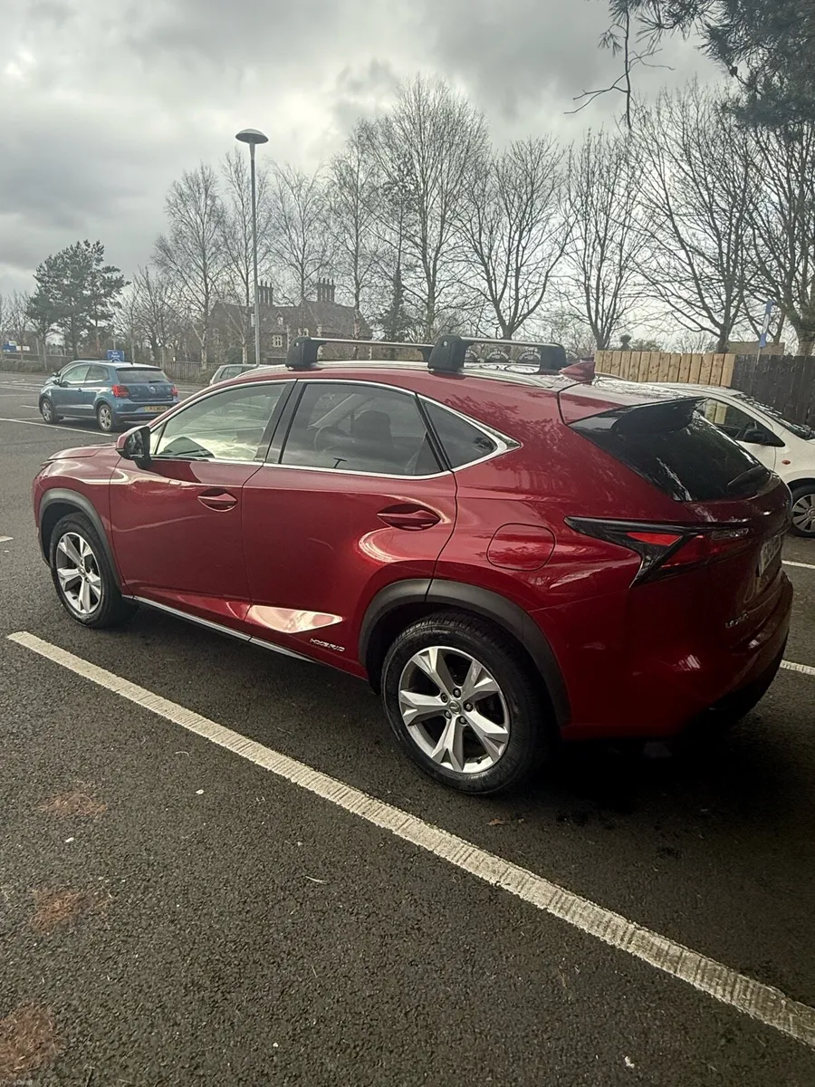 Lexus NX300h 2015 Hybrid - Image 4