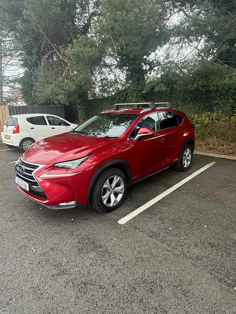 Lexus NX300h 2015 Hybrid - Image 2