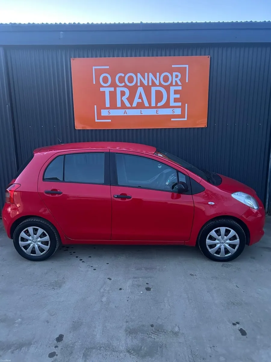 TOYOTA YARIS - Image 4
