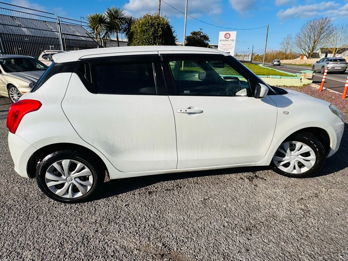 Suzuki swift Petrol Automatic - Image 2